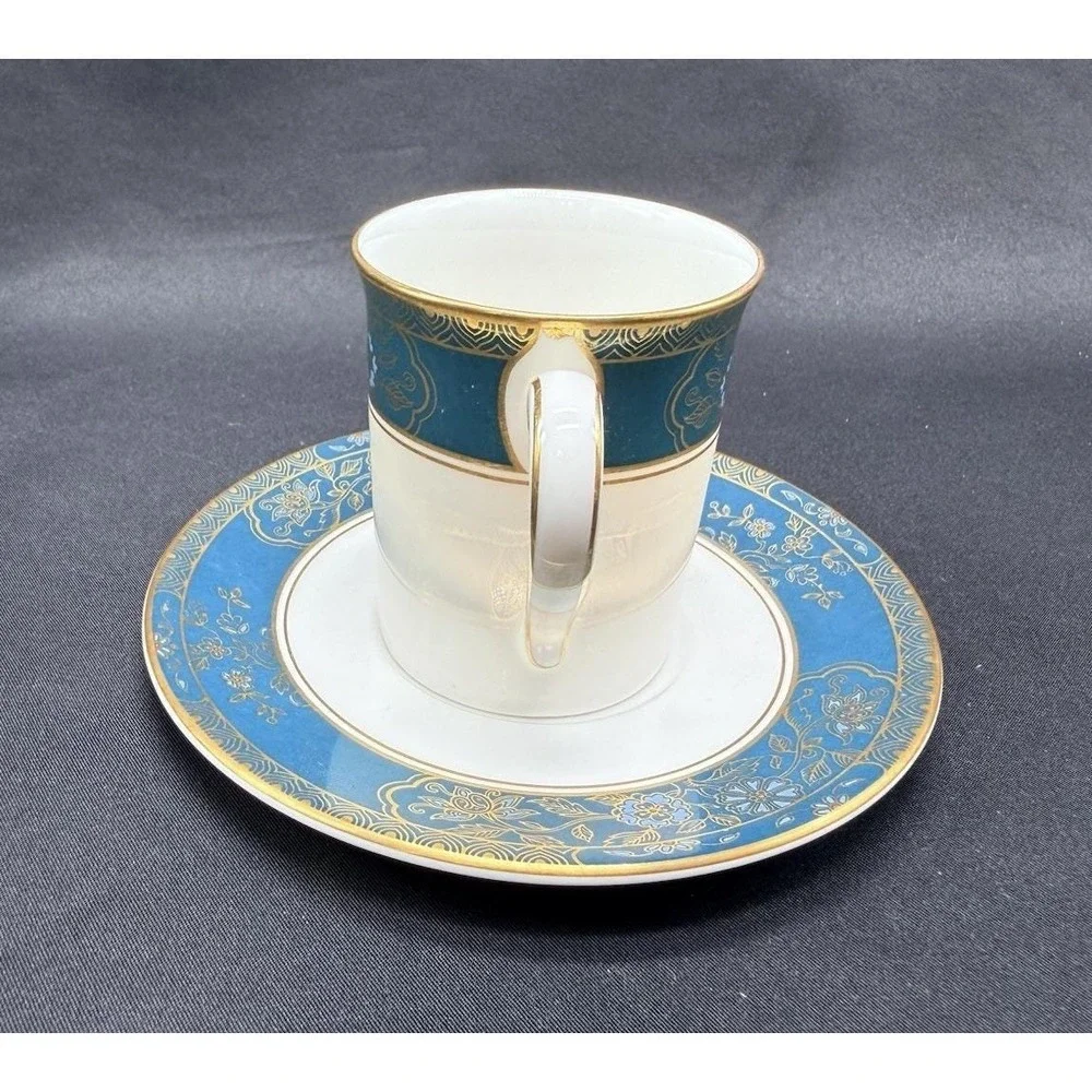 Royal Doulton Carlyle H5018 Demitasse Cup and Saucer Fine‎ Bone China Teal Gold